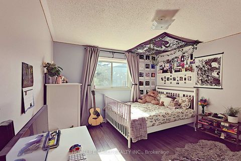 Photo 19 at 12 Indigo Street, Rouge Woods, Richmond Hill