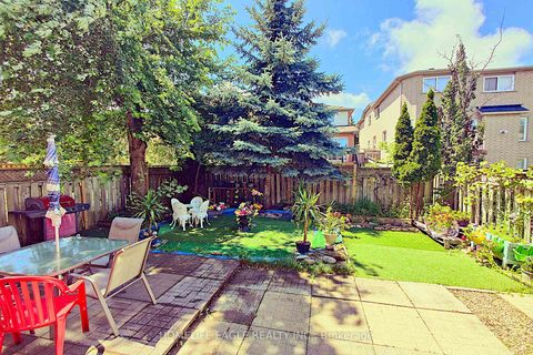 Photo 22 at 12 Indigo Street, Rouge Woods, Richmond Hill