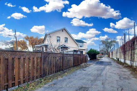 Photo 35 at 66 Mahoney Avenue, Mount Dennis, Toronto