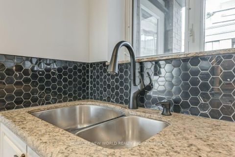 Photo 26 at 1520 - 140 Simcoe Street, Waterfront Communities C1, Toronto