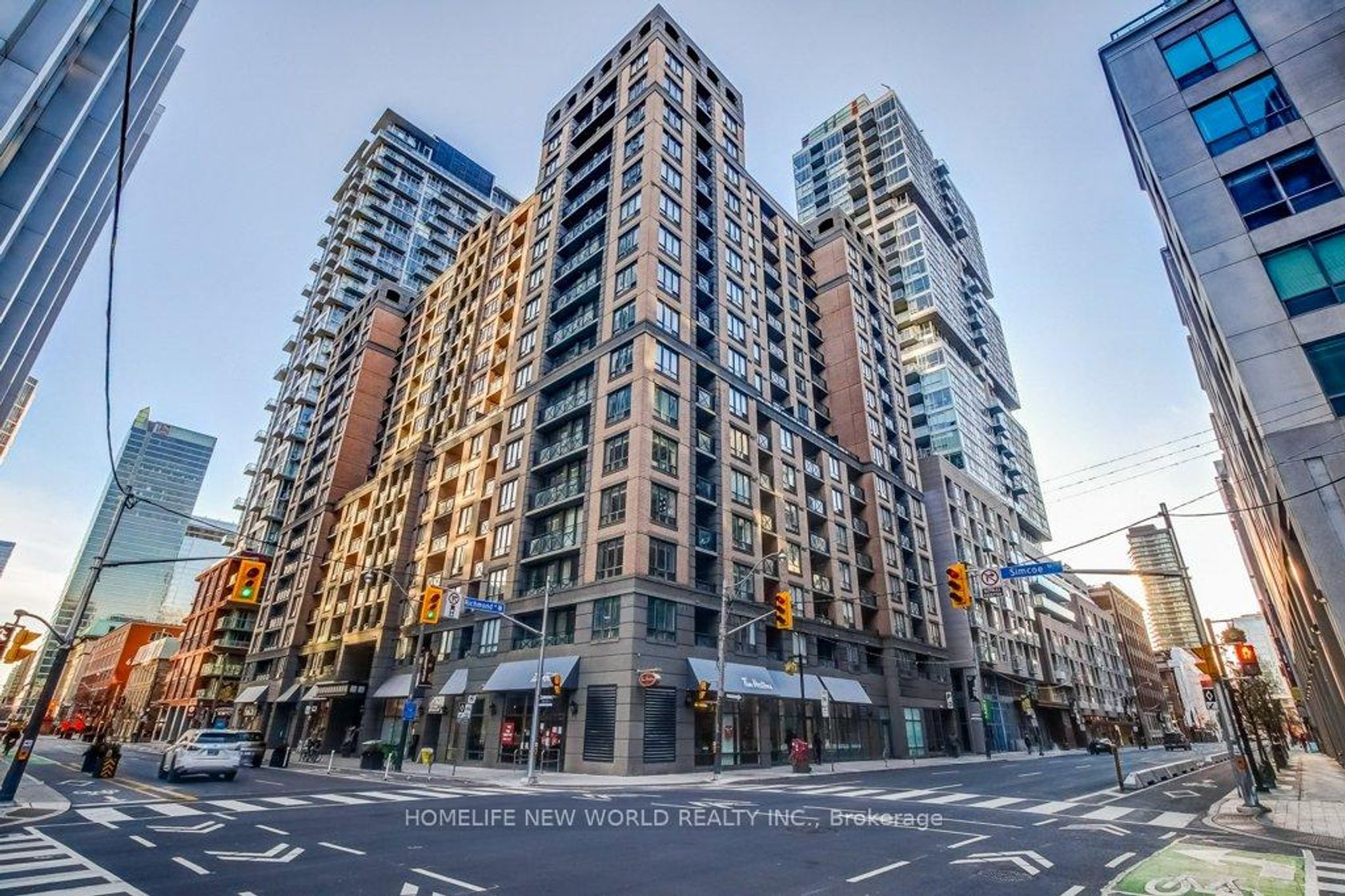 1520 - 140 Simcoe Street, Waterfront Communities C1, Toronto 