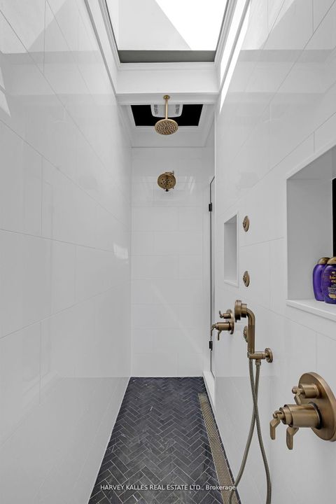 Photo 25 at 274 Carlton Street, South St. James Town, Toronto Photo 25 at 274 Carlton Street, South St. James Town, Toronto