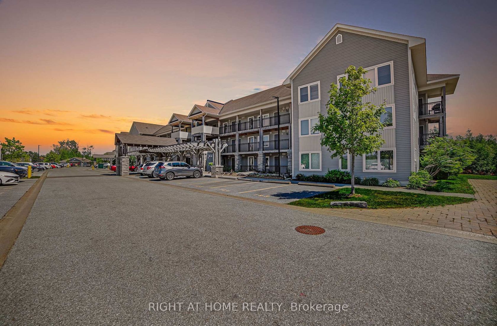 307 - 8 Brandy Lane Drive, Collingwood 