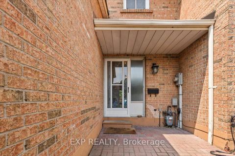 Photo 1 at 72 AGINCOURT Road, West Woodbridge, Vaughan