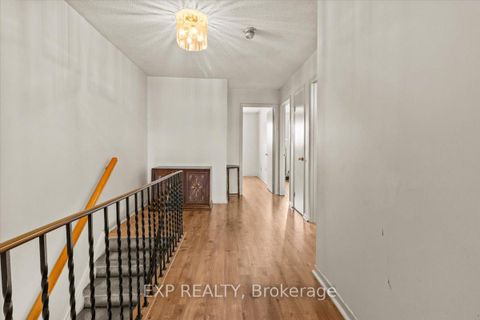 Photo 6 at 72 AGINCOURT Road, West Woodbridge, Vaughan