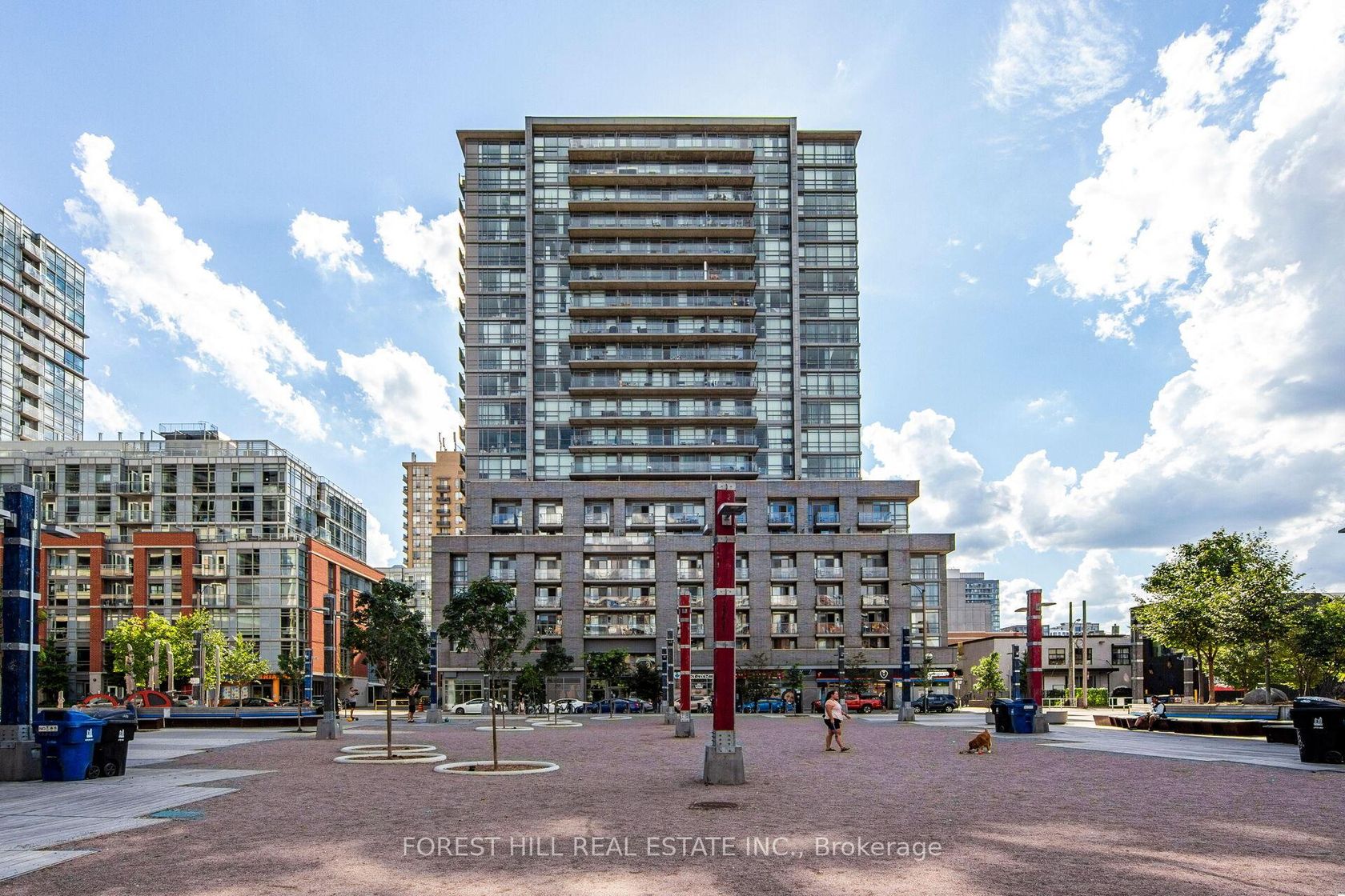 Ph05 - 68 Abell Street, Little Portugal, Toronto 