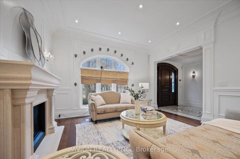 Photo 4 at 26 Danville Drive, Windfields, Toronto