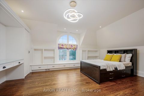Photo 34 at 26 Danville Drive, Windfields, Toronto
