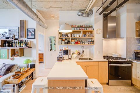 Photo 9 at 510 - 369 Sorauren Avenue, Roncesvalles, Toronto