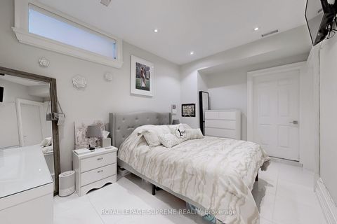 Photo 41 at 52B Cork Avenue, Glen Park, Toronto