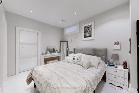 Photo 42 at 52B Cork Avenue, Glen Park, Toronto