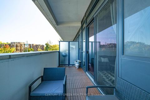 Photo 10 at 203 - 99 The Donway Way, Don Mills, Toronto