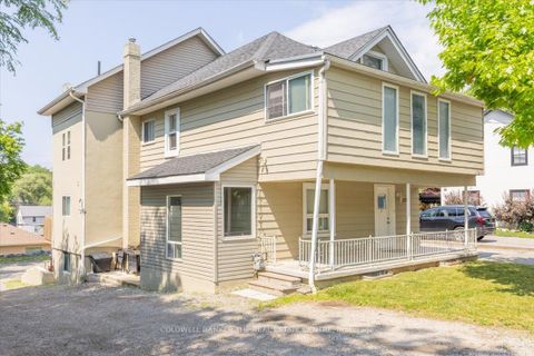 Photo 11 at 379 Simcoe Street, Central Newmarket, Newmarket