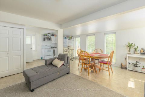 Photo 21 at 379 Simcoe Street, Central Newmarket, Newmarket