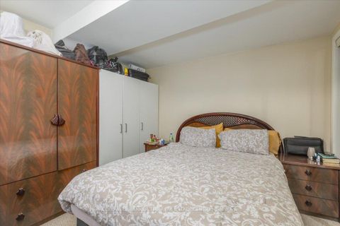 Photo 36 at 379 Simcoe Street, Central Newmarket, Newmarket