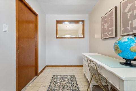 Photo 3 at 76 Lawnside Drive, Rustic, Toronto
