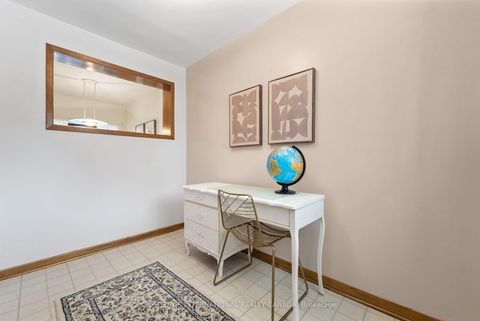 Photo 4 at 76 Lawnside Drive, Rustic, Toronto