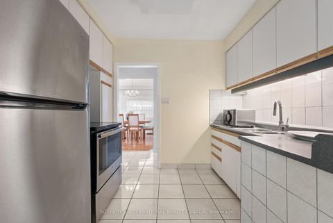 Photo 17 at 76 Lawnside Drive, Rustic, Toronto
