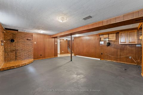 Photo 27 at 76 Lawnside Drive, Rustic, Toronto