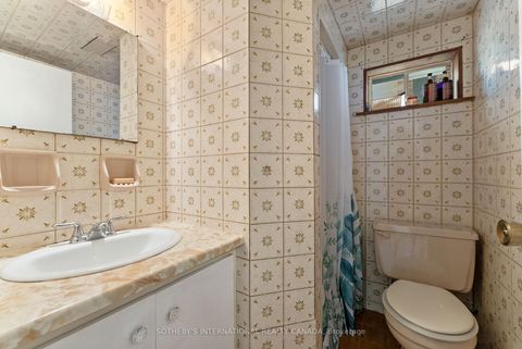 Photo 29 at 76 Lawnside Drive, Rustic, Toronto