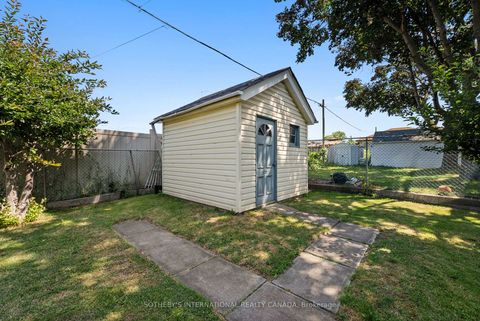 Photo 39 at 76 Lawnside Drive, Rustic, Toronto