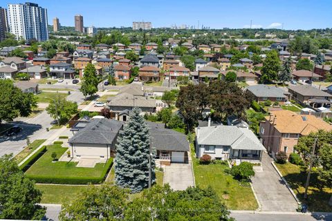Photo 42 at 76 Lawnside Drive, Rustic, Toronto