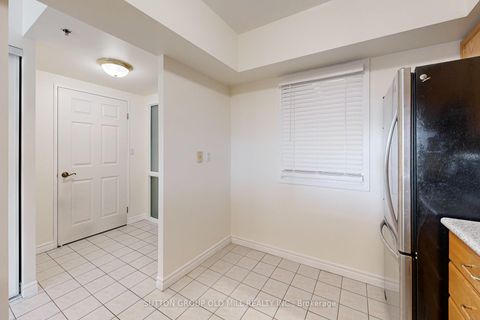 Photo 3 at 611 - 115 Bonis Avenue, Sullivan, Toronto