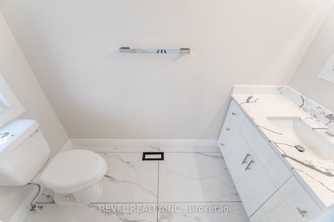 Photo 15 at 3304 Vernon Powell Drive, GO Glenorchy, Oakville