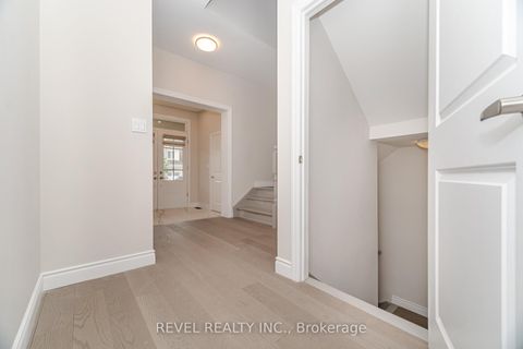 Photo 31 at 3304 Vernon Powell Drive, GO Glenorchy, Oakville