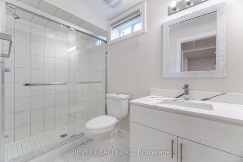 Photo 36 at 3304 Vernon Powell Drive, GO Glenorchy, Oakville