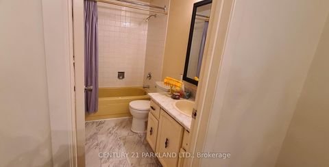 Photo 2 at 42 Antibes Drive, Branson, Toronto