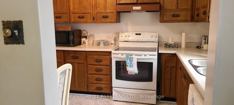 Photo 13 at 42 Antibes Drive, Branson, Toronto