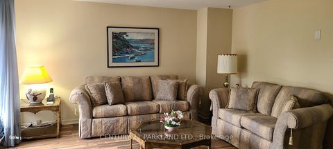 Photo 16 at 42 Antibes Drive, Branson, Toronto
