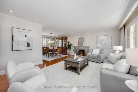 Photo 8 at 16 Aylesbury Road, Rosethorn, Toronto