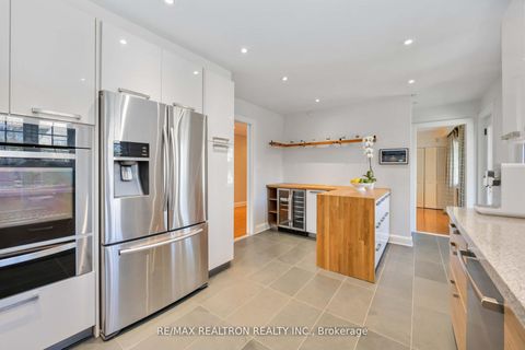 Photo 14 at 16 Aylesbury Road, Rosethorn, Toronto