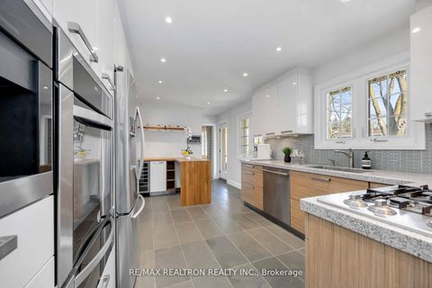 Photo 16 at 16 Aylesbury Road, Rosethorn, Toronto
