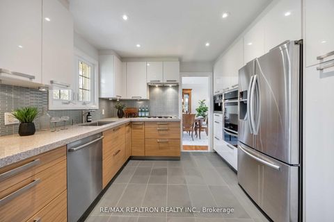 Photo 17 at 16 Aylesbury Road, Rosethorn, Toronto