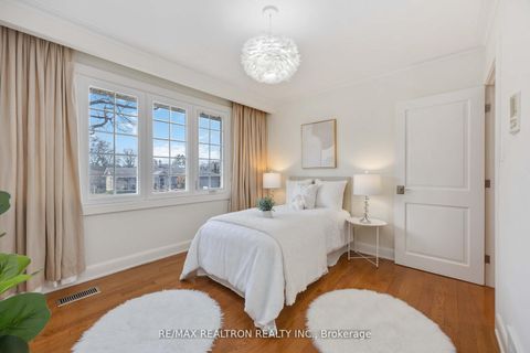 Photo 21 at 16 Aylesbury Road, Rosethorn, Toronto