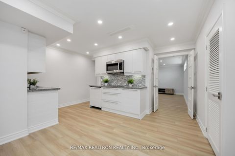 Photo 34 at 16 Aylesbury Road, Rosethorn, Toronto