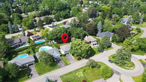 Photo 41 at 16 Aylesbury Road, Rosethorn, Toronto