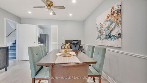 Photo 3 at 54 - 91 Muir Drive, Scarborough Village, Toronto