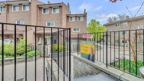 Photo 6 at 54 - 91 Muir Drive, Scarborough Village, Toronto