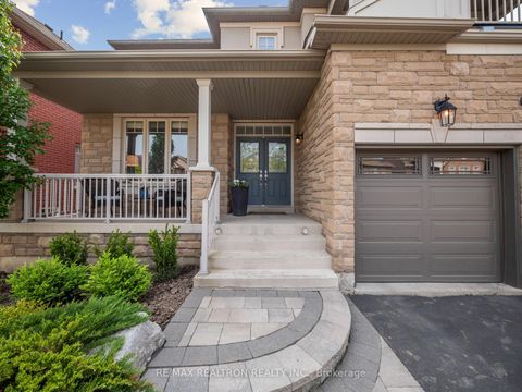 Photo 1 at 10 Glade Drive, Oak Ridges, Richmond Hill