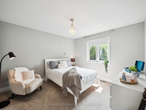 Photo 21 at 10 Glade Drive, Oak Ridges, Richmond Hill