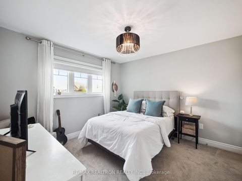 Photo 23 at 10 Glade Drive, Oak Ridges, Richmond Hill