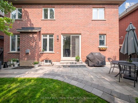Photo 32 at 10 Glade Drive, Oak Ridges, Richmond Hill