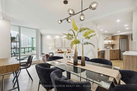 Photo 5 at 1604 - 7250 Yonge Street, Yorkhill, Vaughan