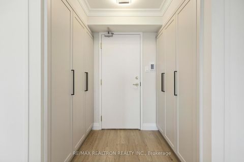 Photo 11 at 1604 - 7250 Yonge Street, Yorkhill, Vaughan