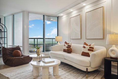 Photo 15 at 1604 - 7250 Yonge Street, Yorkhill, Vaughan
