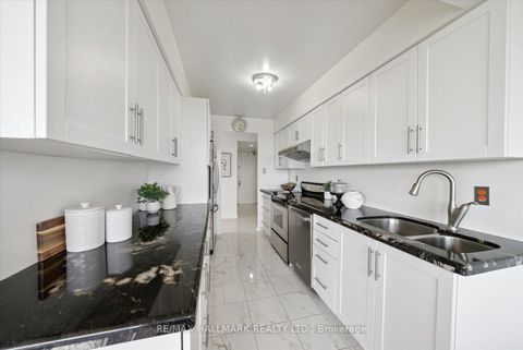 Photo 15 at 704 - 175 Cedar Avenue, Harding, Richmond Hill